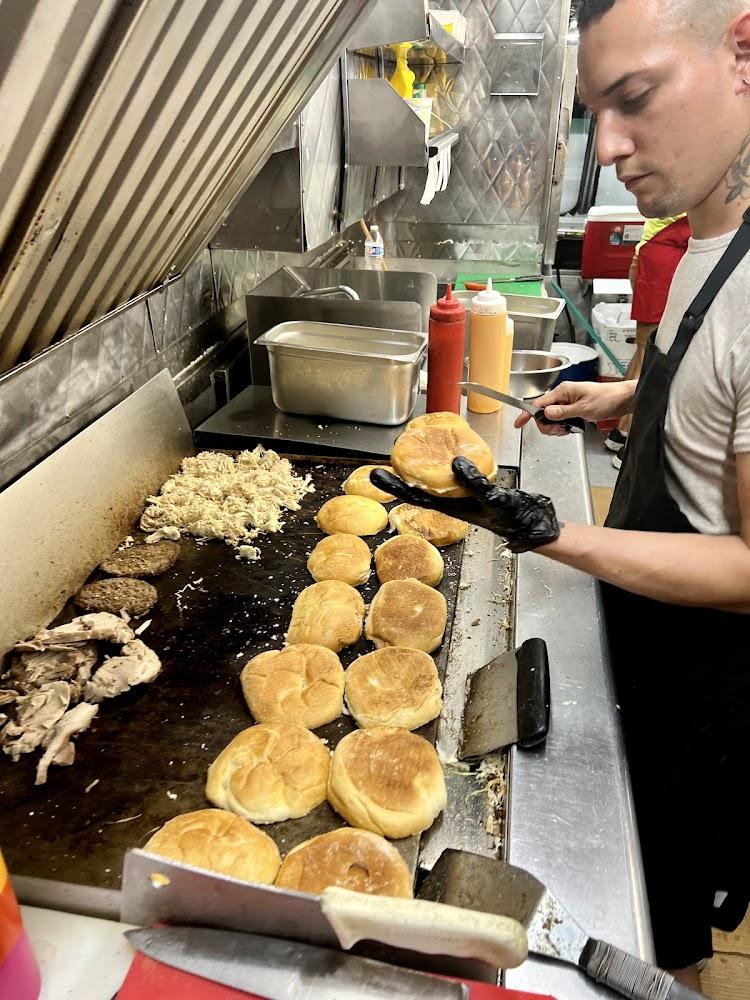 El Boulevard Fritura y Chimichurri Menu image 2